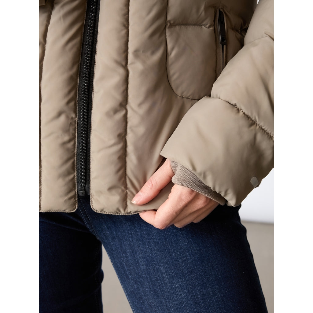 Redgreen Women RG_Sylvia Jackets and Coats Mørke Sand