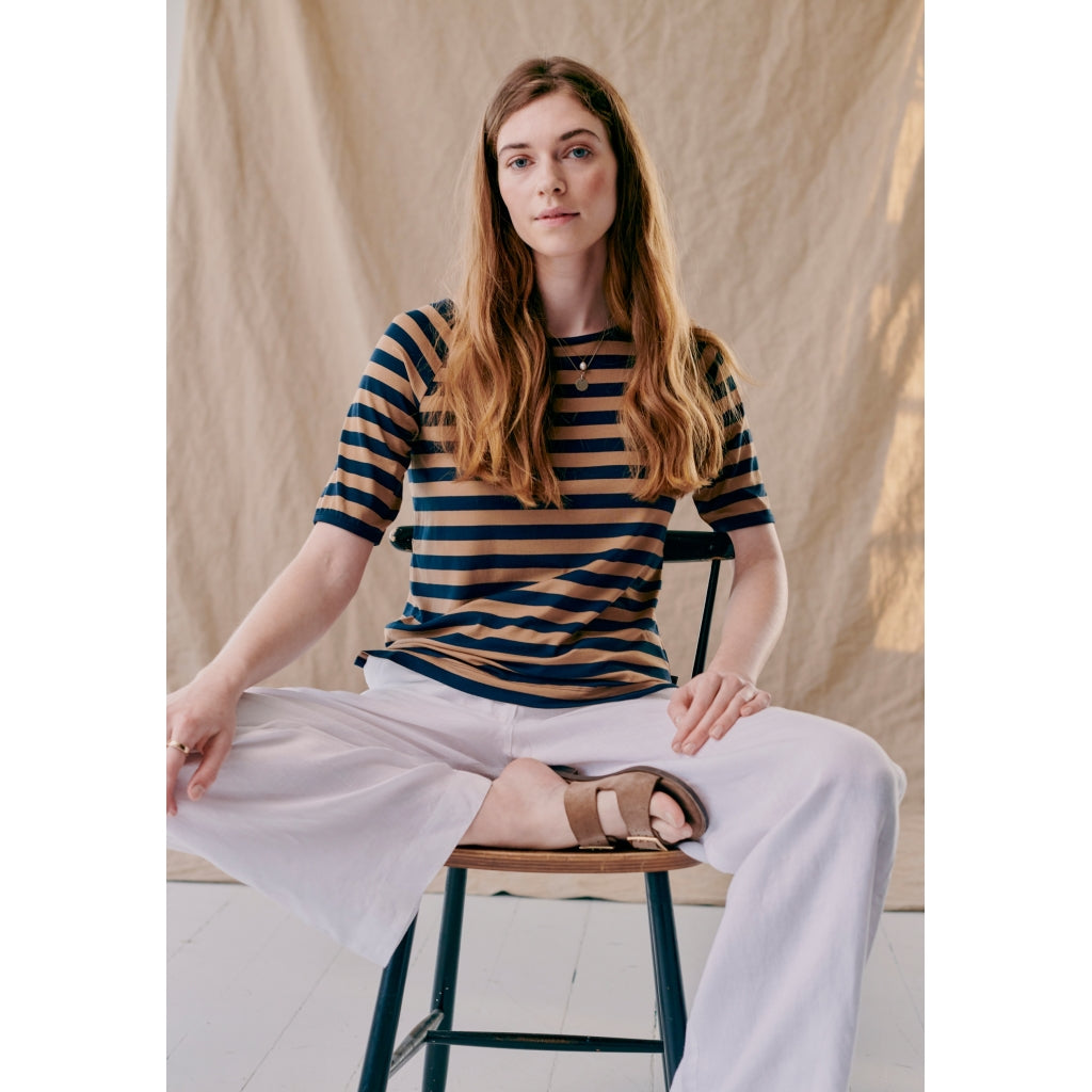 Redgreen Women Charlott T-shirt T-shirts 126 Light Brown Stripe